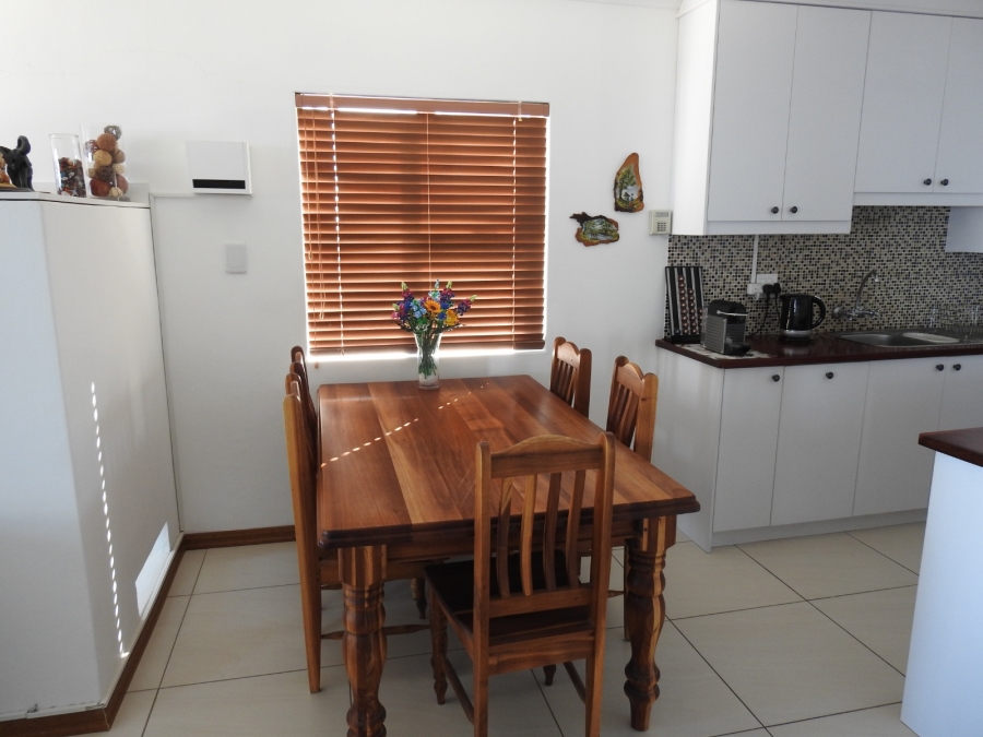 3 Bedroom Property for Sale in Hoogland Western Cape